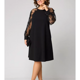 Alma - Elegant og sensuel sort blondekjole