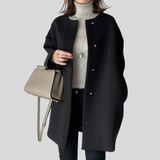 Lia – Elegant Frakke med Lige Snit