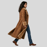 Isabella – Lang Vintagefrakke Med Kunstpels