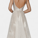 Trine | Broderet kjole